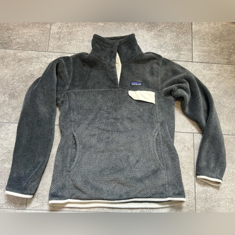 Patagonia women’s || Re-Tool Pullover (M) grey